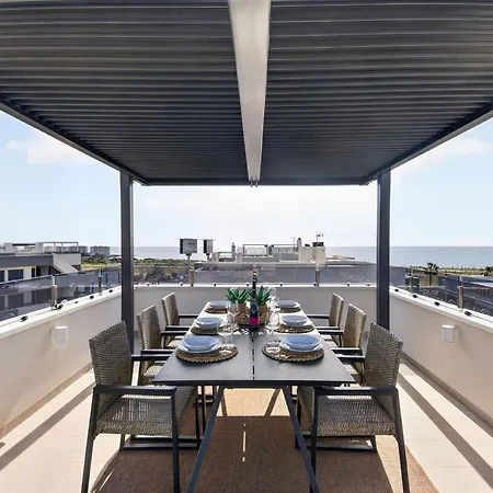 Apartamento Penthouse 3br,2ba Flamenca *